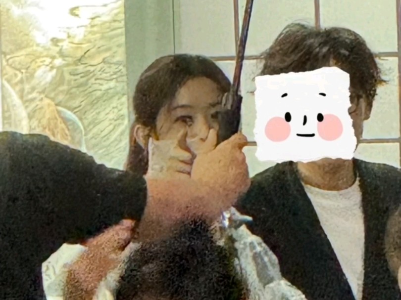 赵丽颖请在人间剧组吃了130多个牛肉汉堡,赵boss大气呀