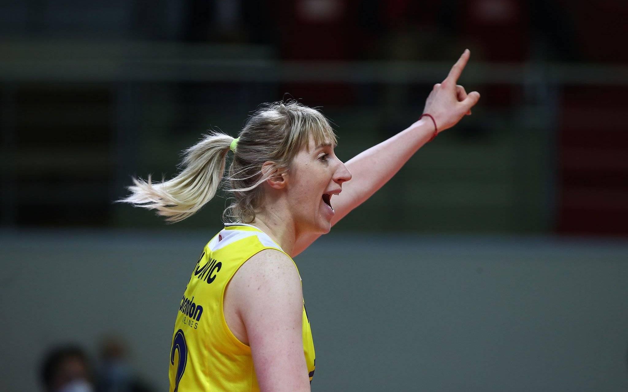 米哈,瓦尔加斯火力强,土耳其费内巴切女排两员猛将进攻二