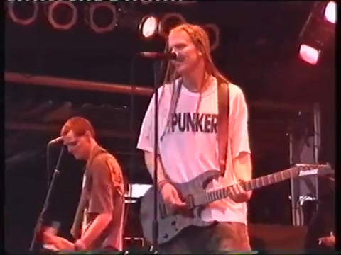 [图]【The Offspring】Self Esteem Live At Glastonbury 1995