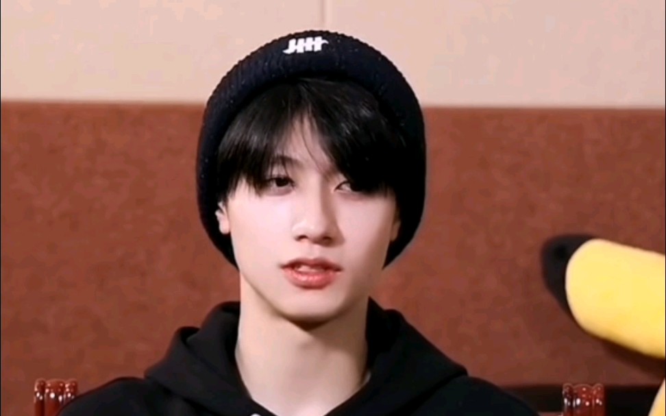 【朱志鑫】你朱哥教你如何练腹肌!