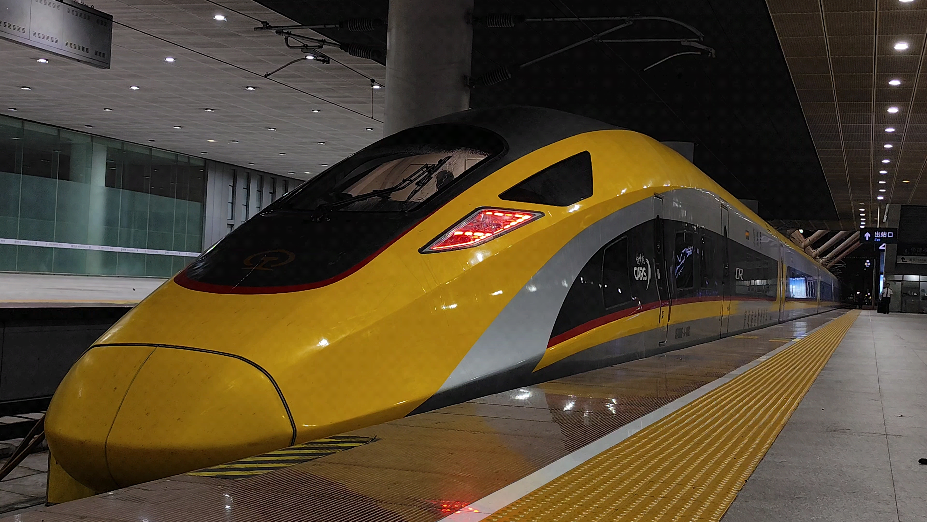 铁科院复兴号高速检测车霸气换端!