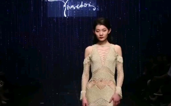 [图]北京中国国际时装周YING CHOI 2018FW