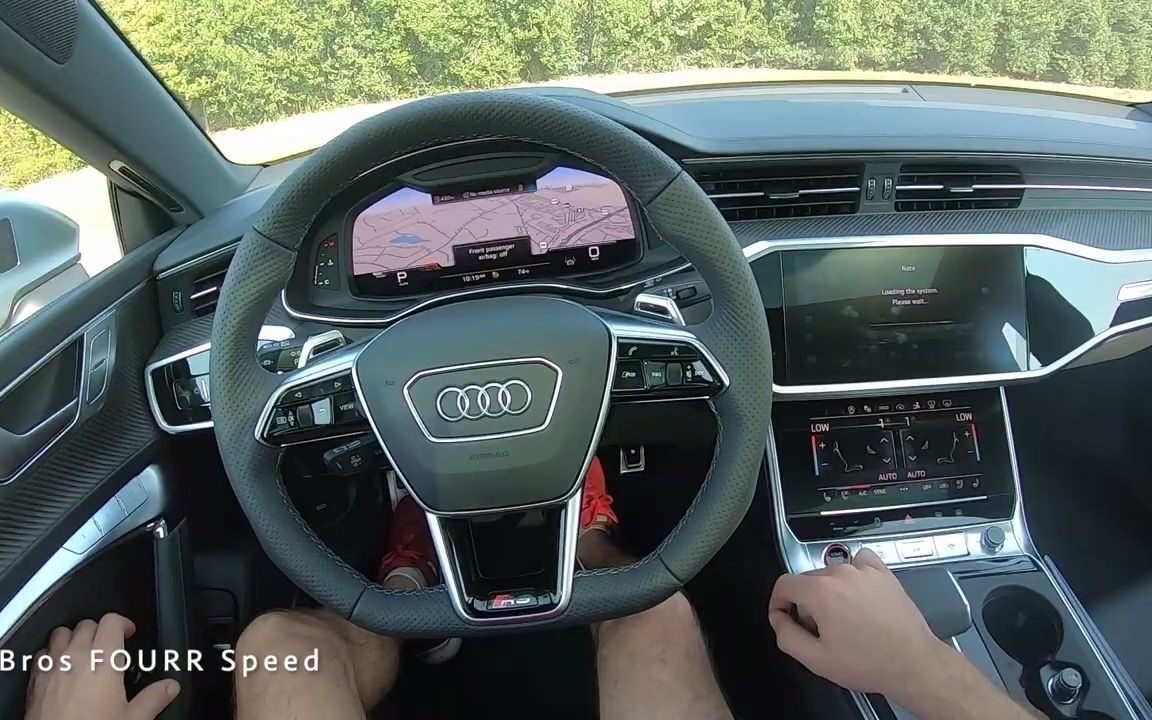 外观帅气动力强劲,2023款奥迪rs7第一视角试驾视频