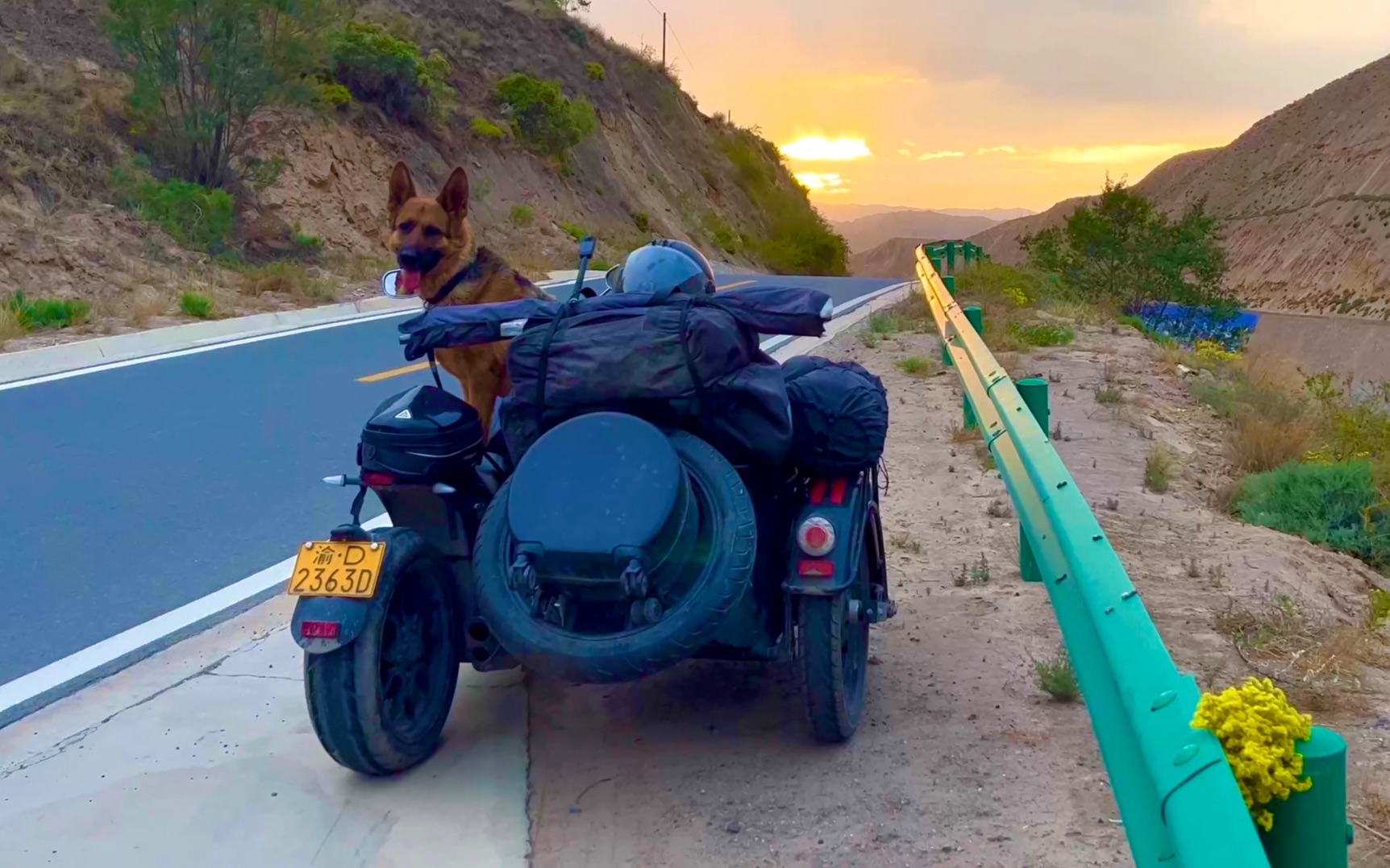 一人一狗边三轮摩旅甘肃,兰州没有拉面