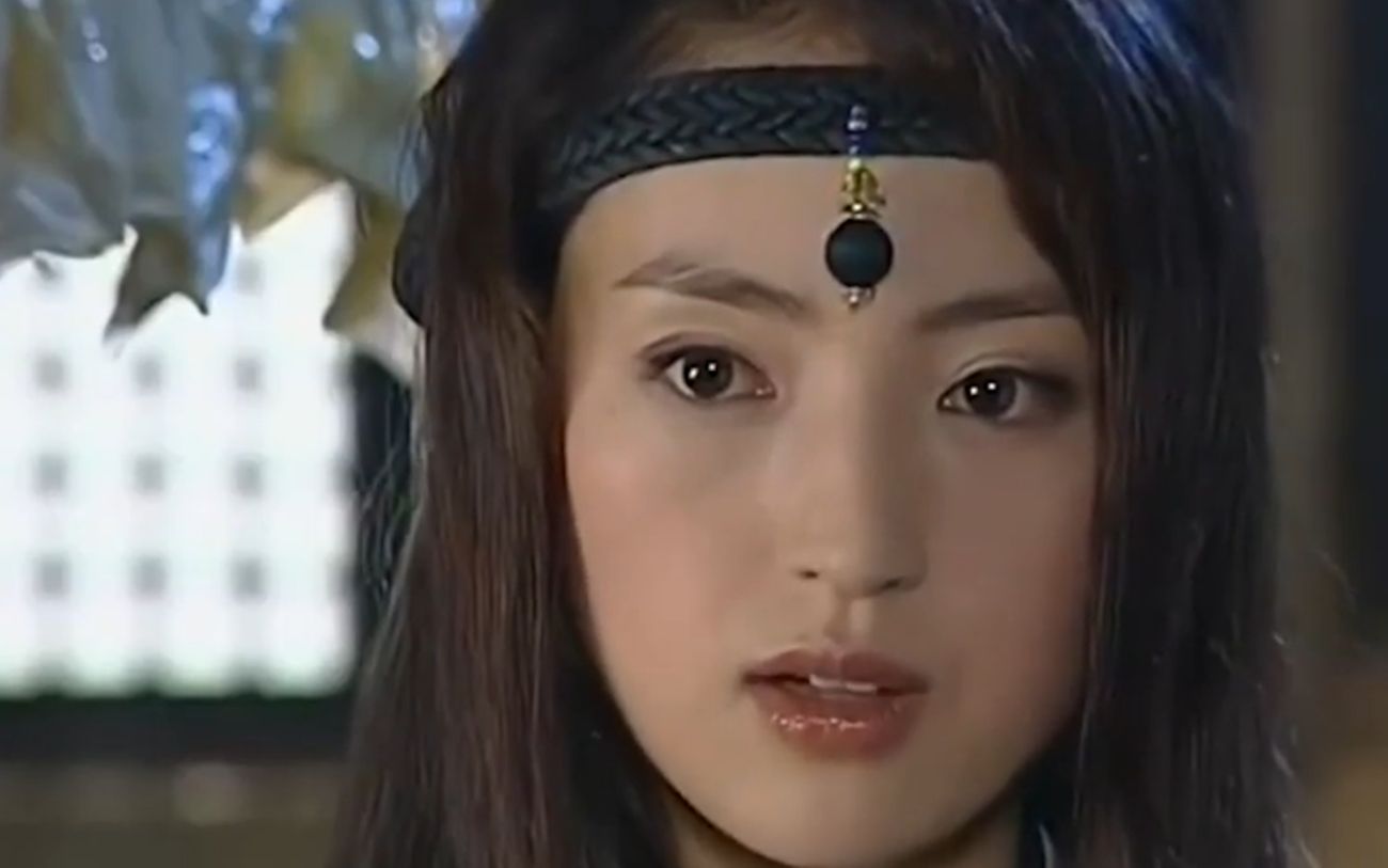雪花女神龙08:上官燕拼死相救小豆芽,司马长风英雄救美!