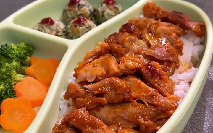 巨巨巨好吃的奥尔良鸡排饭