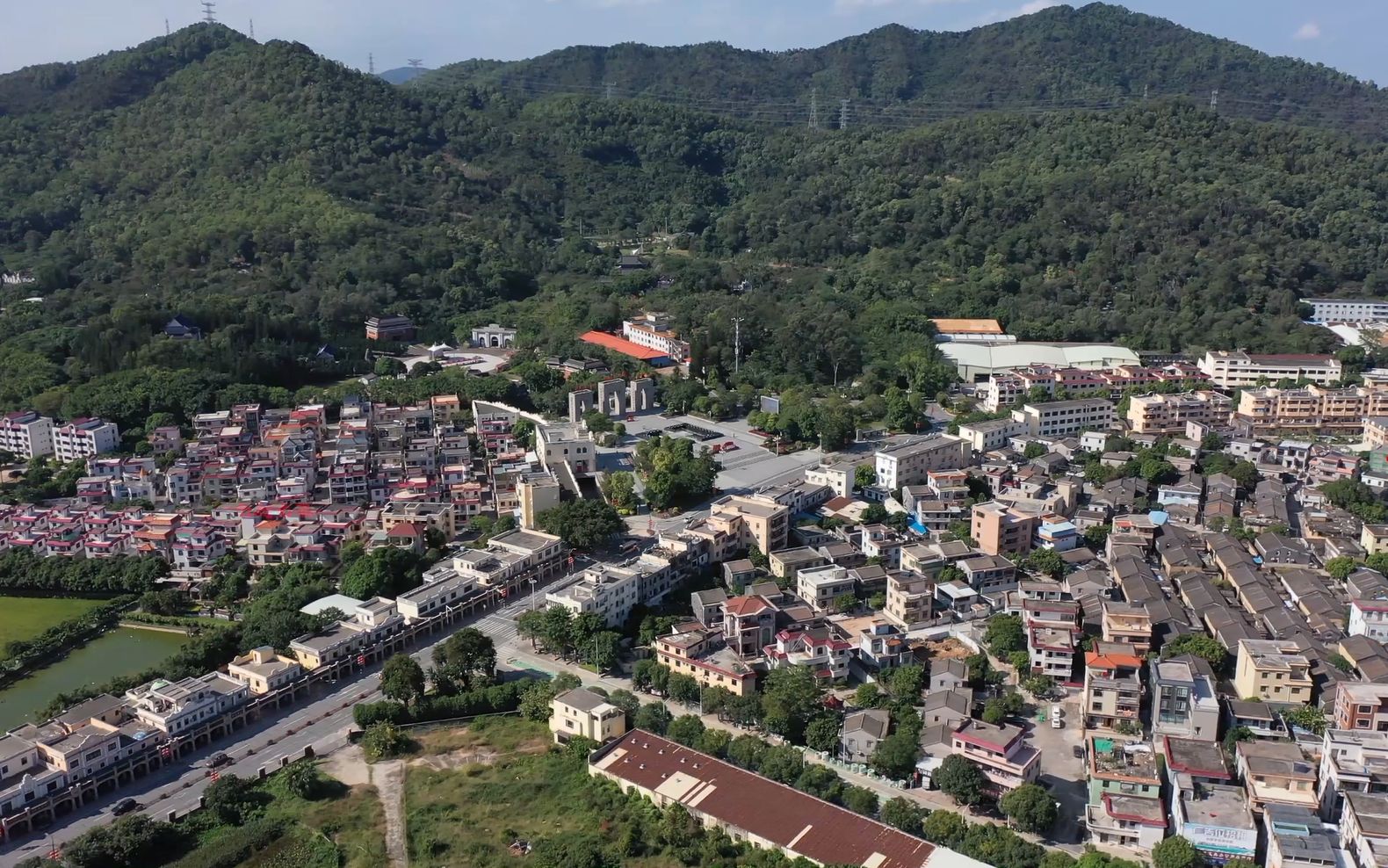 航拍广东中山市南朗镇翠亨村,是国父孙中山的故居,免费的5A景区哔哩哔哩bilibili