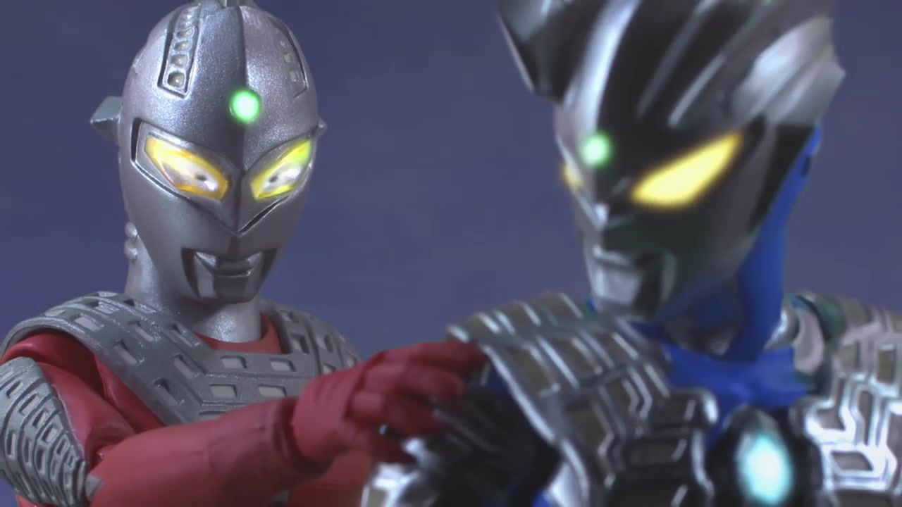 【LGG转载】20分钟精品定格!SHF赛罗vsSHF贝利亚!国外良心大作!UltramanZero VS UltramanBeliabytoku53919哔哩哔哩bilibili