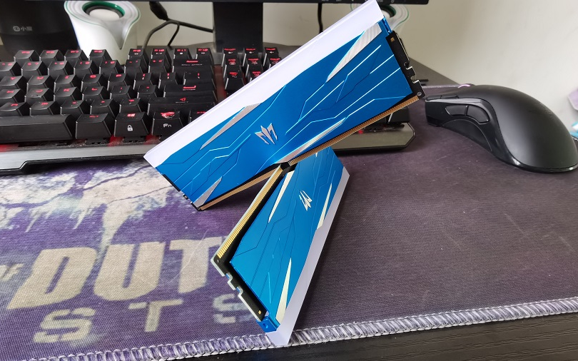 影驰gamerblue灯条上手2666超3000