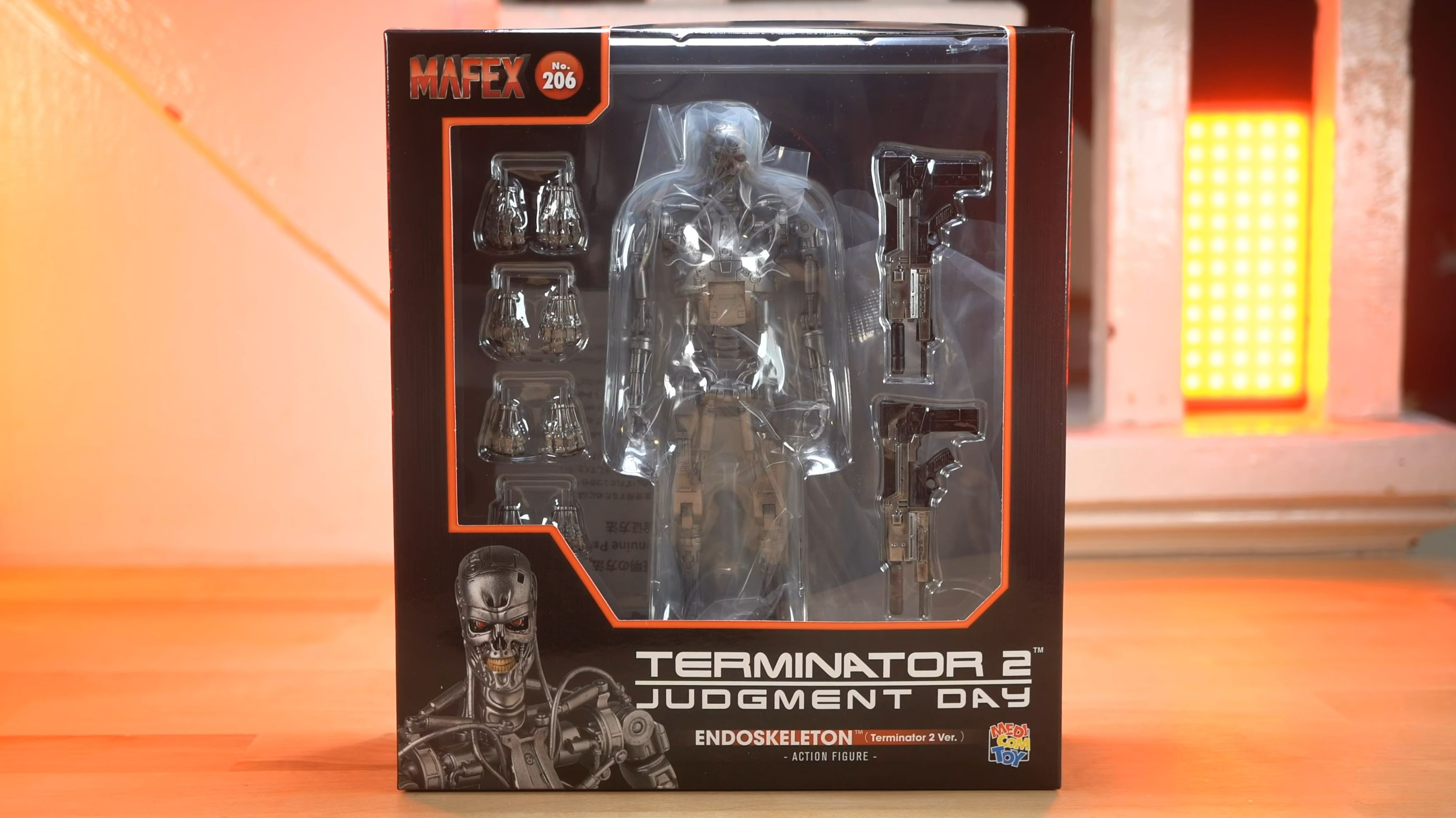 mafex  终结者2:审判日> 终结者骨架机器人 4k画质