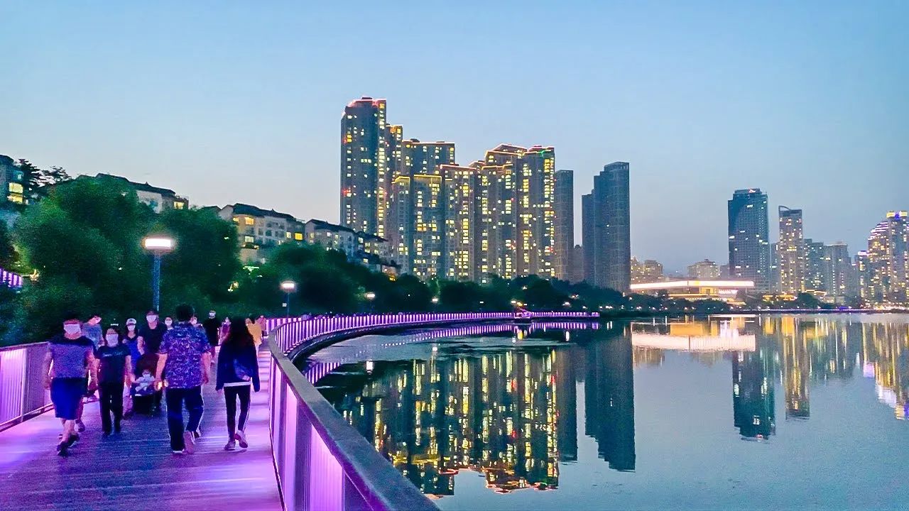 [4k] 韩国水原市光教湖公园和巷道市场夜间散步 京畿道水原市光教湖