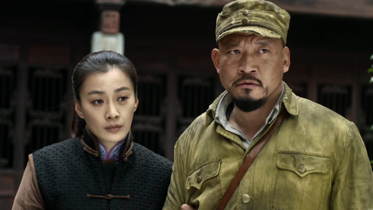 壮丁也是兵:男子被栽赃嫁祸,陷入了麻烦当中,人倒霉喝水都塞牙