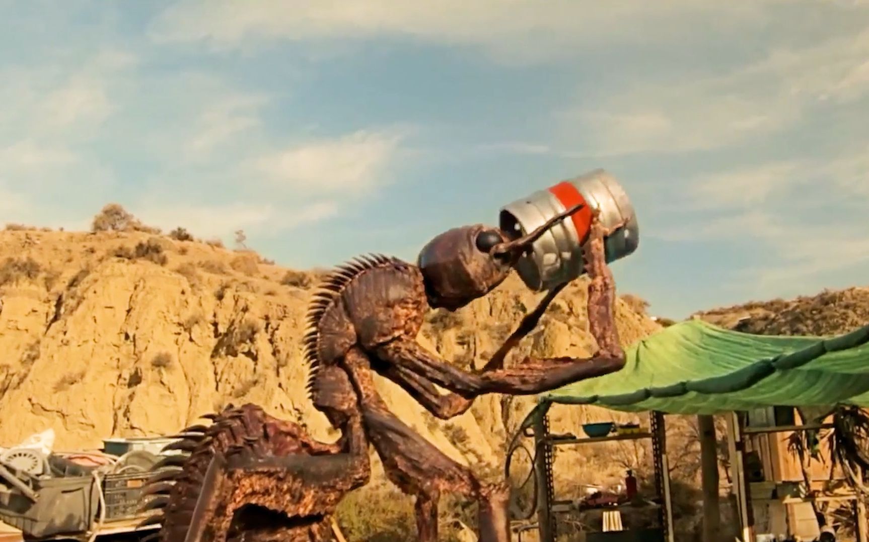 爱喝威士忌的变异蚂蚁