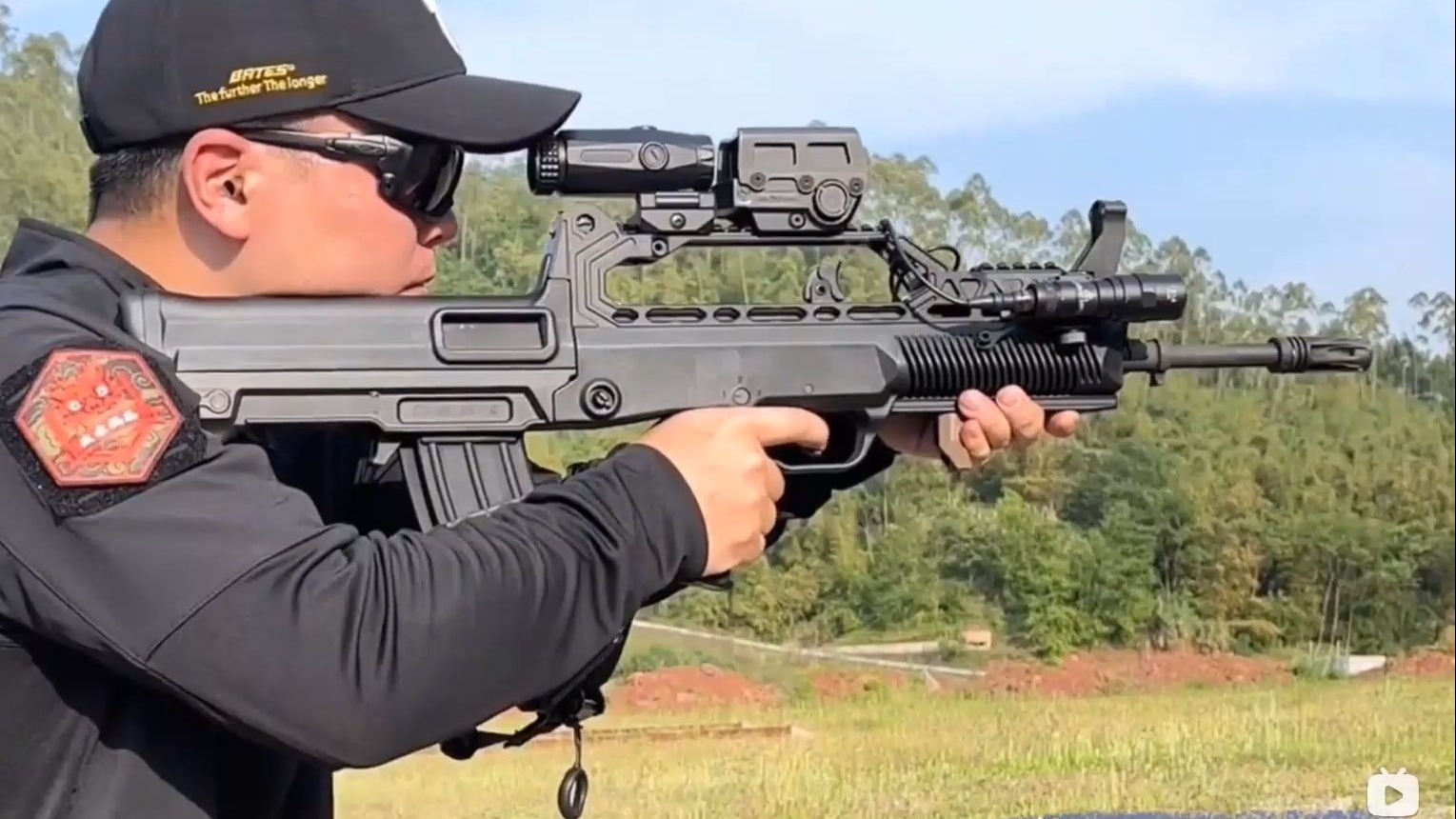 中国95式自动步枪