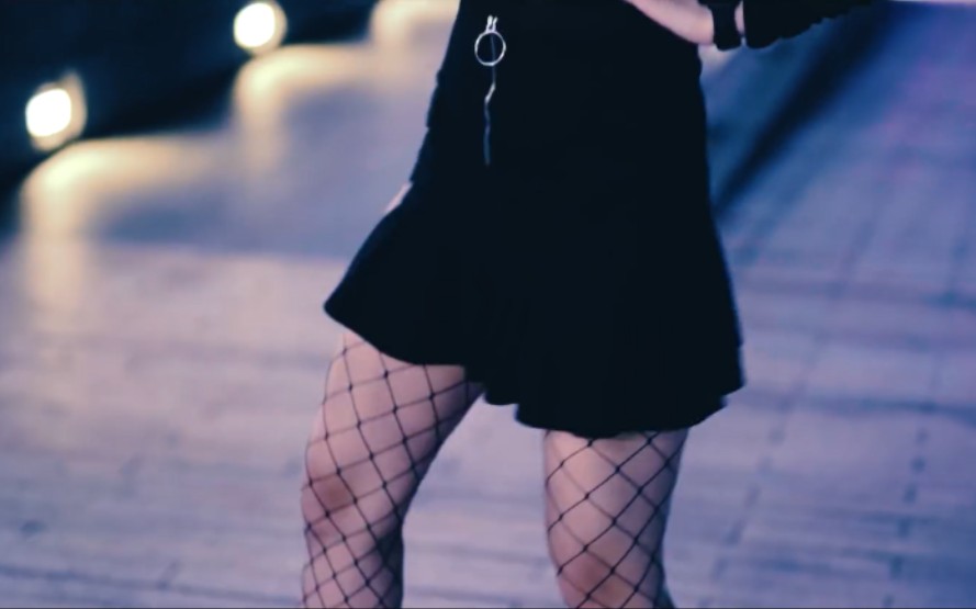 姐姐第一次穿渔网袜跳舞好羞涩呀ヒビカセ╱メーベル╱千本樱