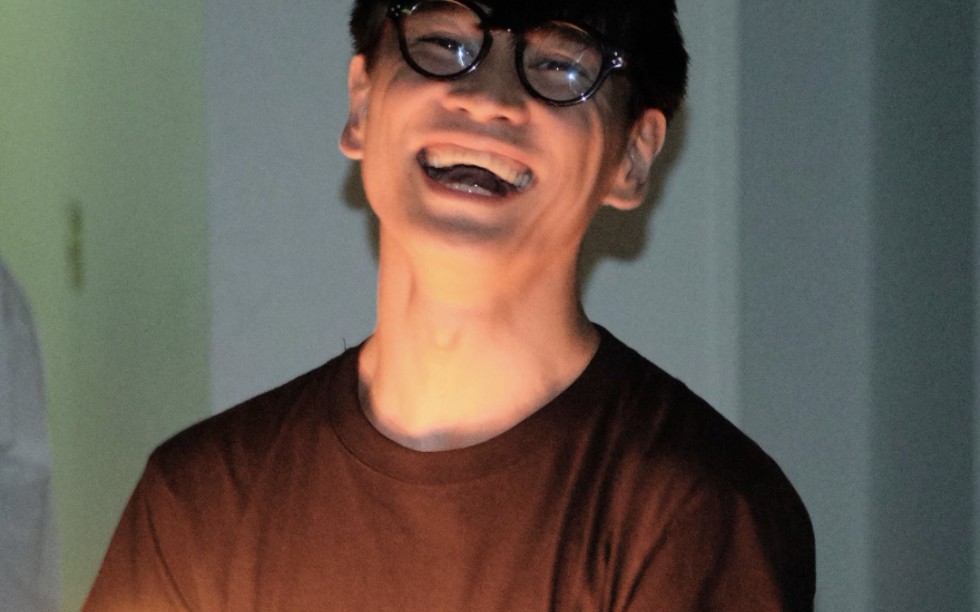 (鱼韵)日本网友偶遇山口一郎街头演唱忘れられないの