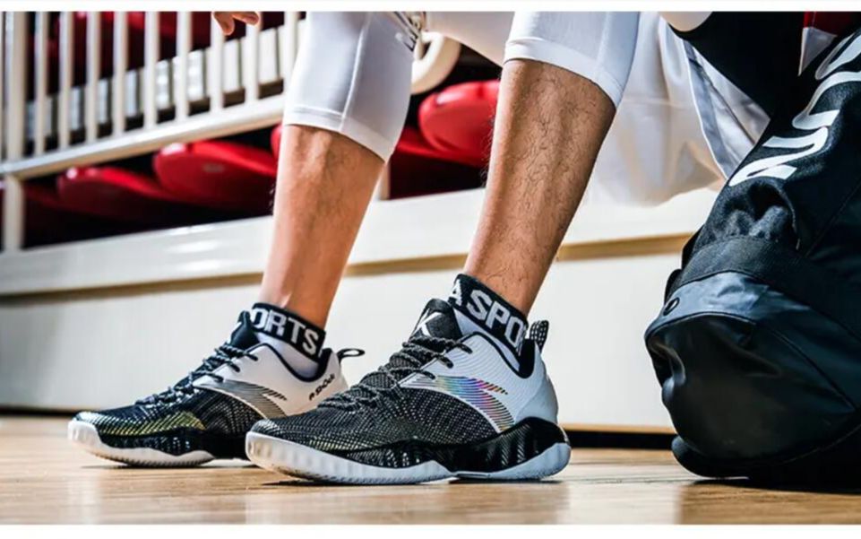 【老鞋分享】你还记得安踏的这双鞋吗?安踏要疯1.