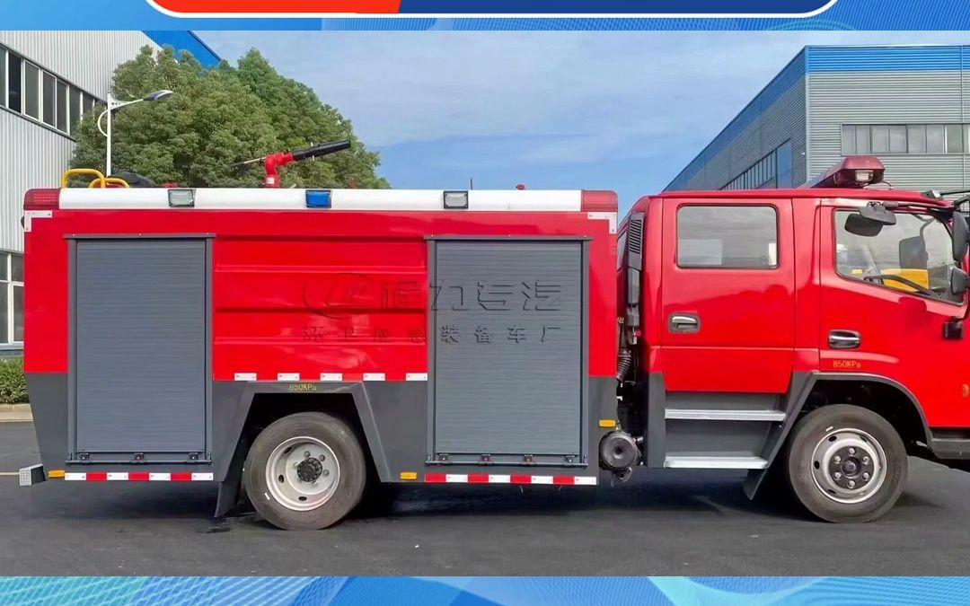 东风3吨水罐消防车