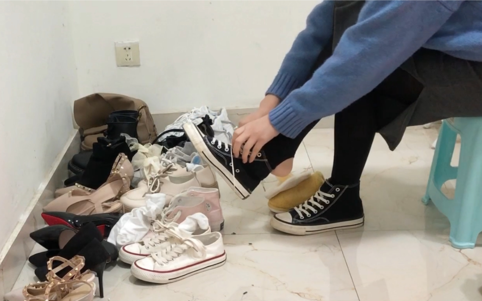 帆布鞋肉丝穿搭,够味儿吧