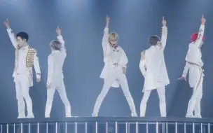 Download Video: 【入教吗】SHINee演唱会开场高强度四连唱！Everybody +Lucifer + Burning Up + Sherlock