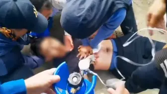 Tải video: 没为高反做准备，男子进藏自驾游缺氧休克，同伴施救20分钟后离世