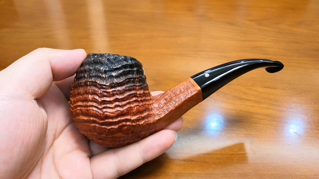 old antiquari g 水波纹大苹果钻卡弯斗,进口意大利石楠木烟斗