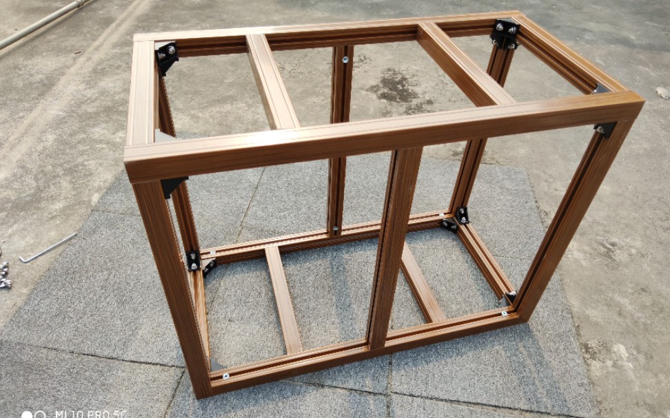 欧标铝型材两槽鱼缸架e款6腿安装教程(02)