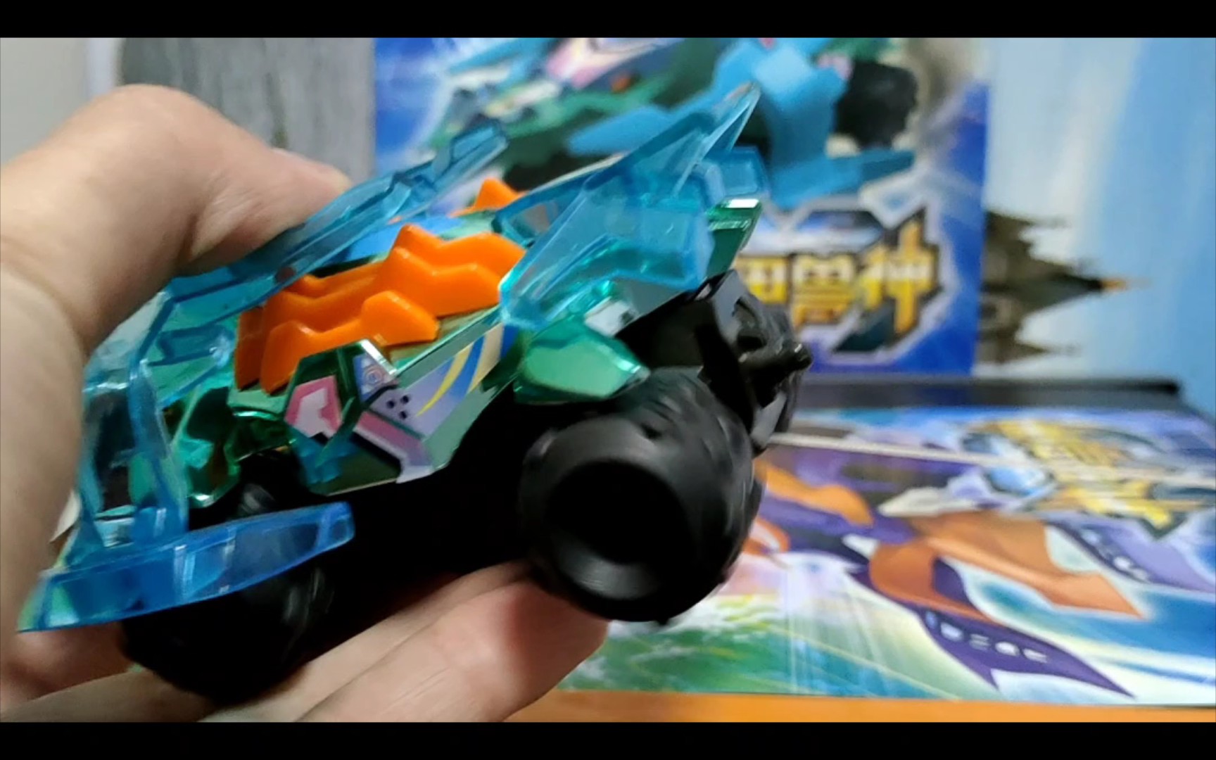 机甲兽神圣光神鳄玩具分享,还有小伙伴记得这部动画吗0909