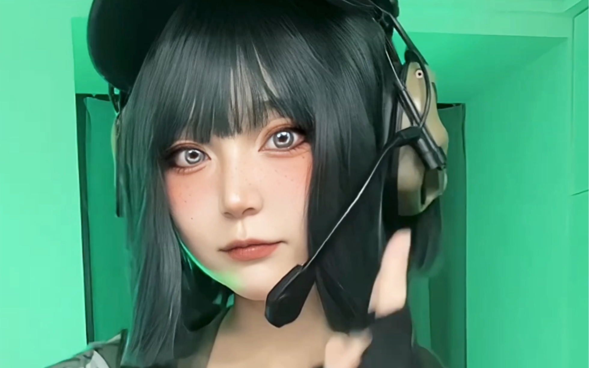 【彩六cos】ela小姐姐吹口哨!