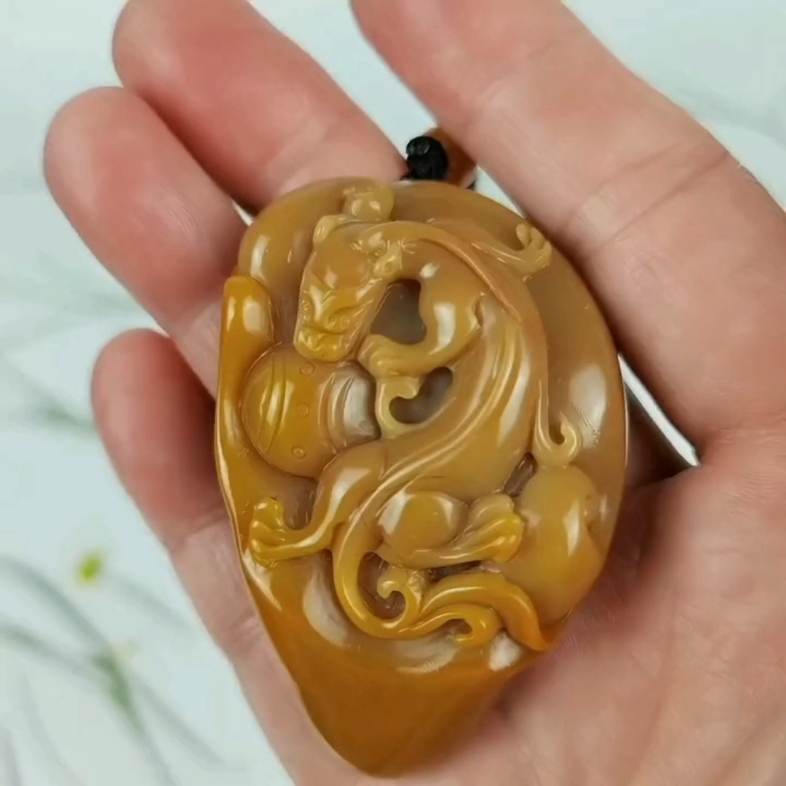 古龙61*42*17毫米61克黄龙玉雕刻1480米 #青石斋