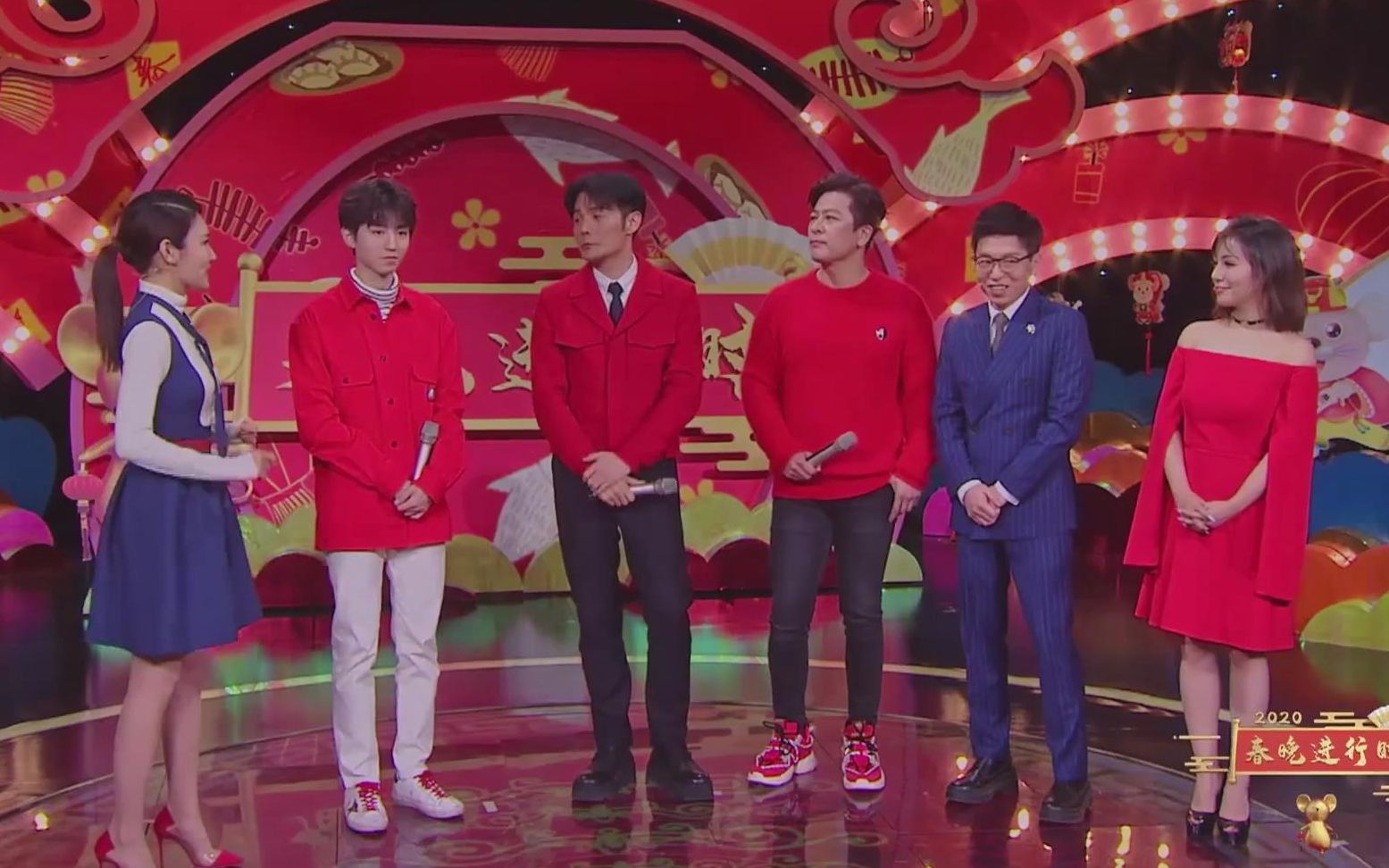 全新组合老中青boys王俊凯李荣浩于毅一起做客2020春晚进行时