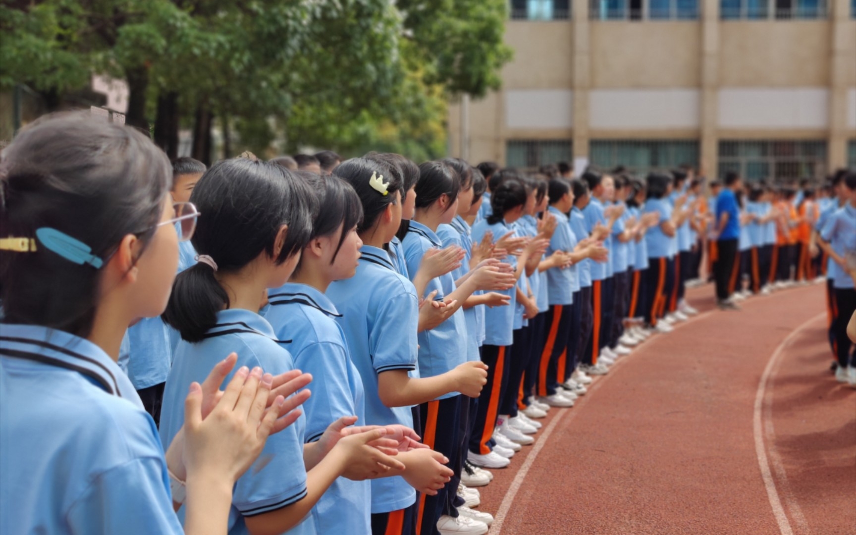 黎平县第八中学2021 