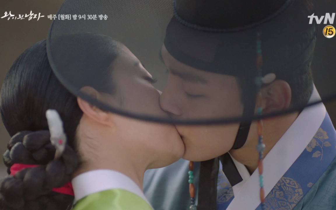 成为王的男人执子之手与子偕老表露心意的吻戏吕珍九李世英李世荣