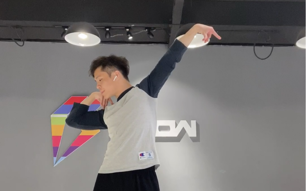 waacking甩手舞手花连接教学系列一个八拍让你的花手甩起来