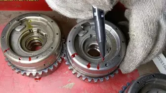 奔驰 M276发动机冷车启动异响哪里的问题？记住一定看这里