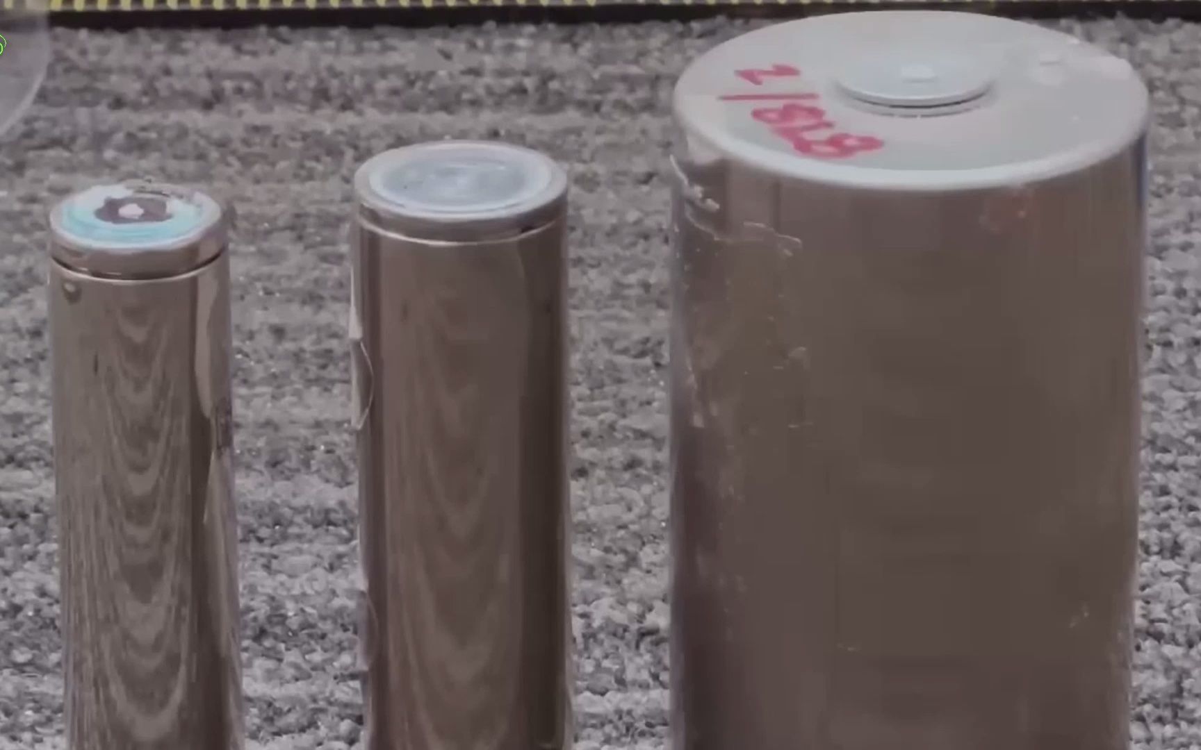 特斯拉tesla 18650,21700,46800电池有啥区别?