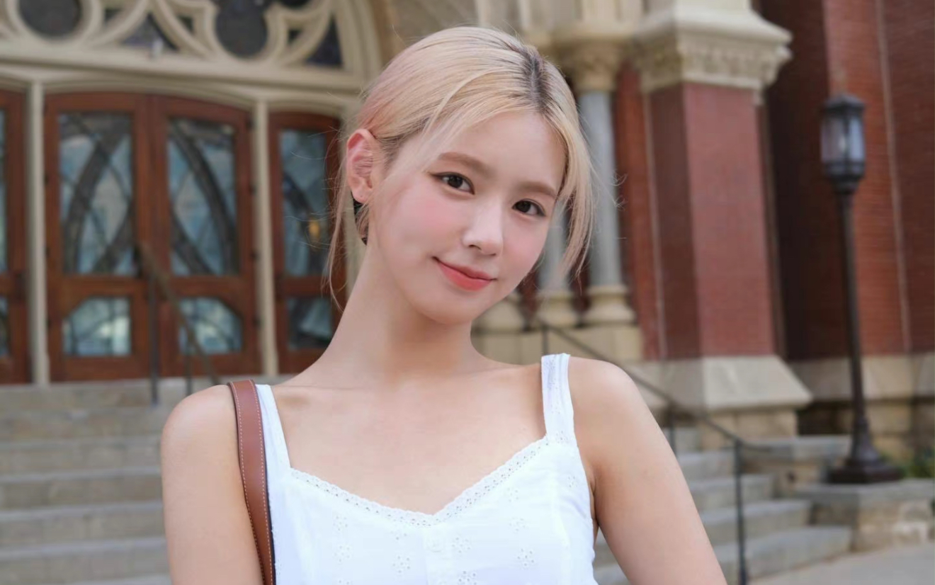 我承认我心动了!美延ins晒出出游美照,minnie出镜.