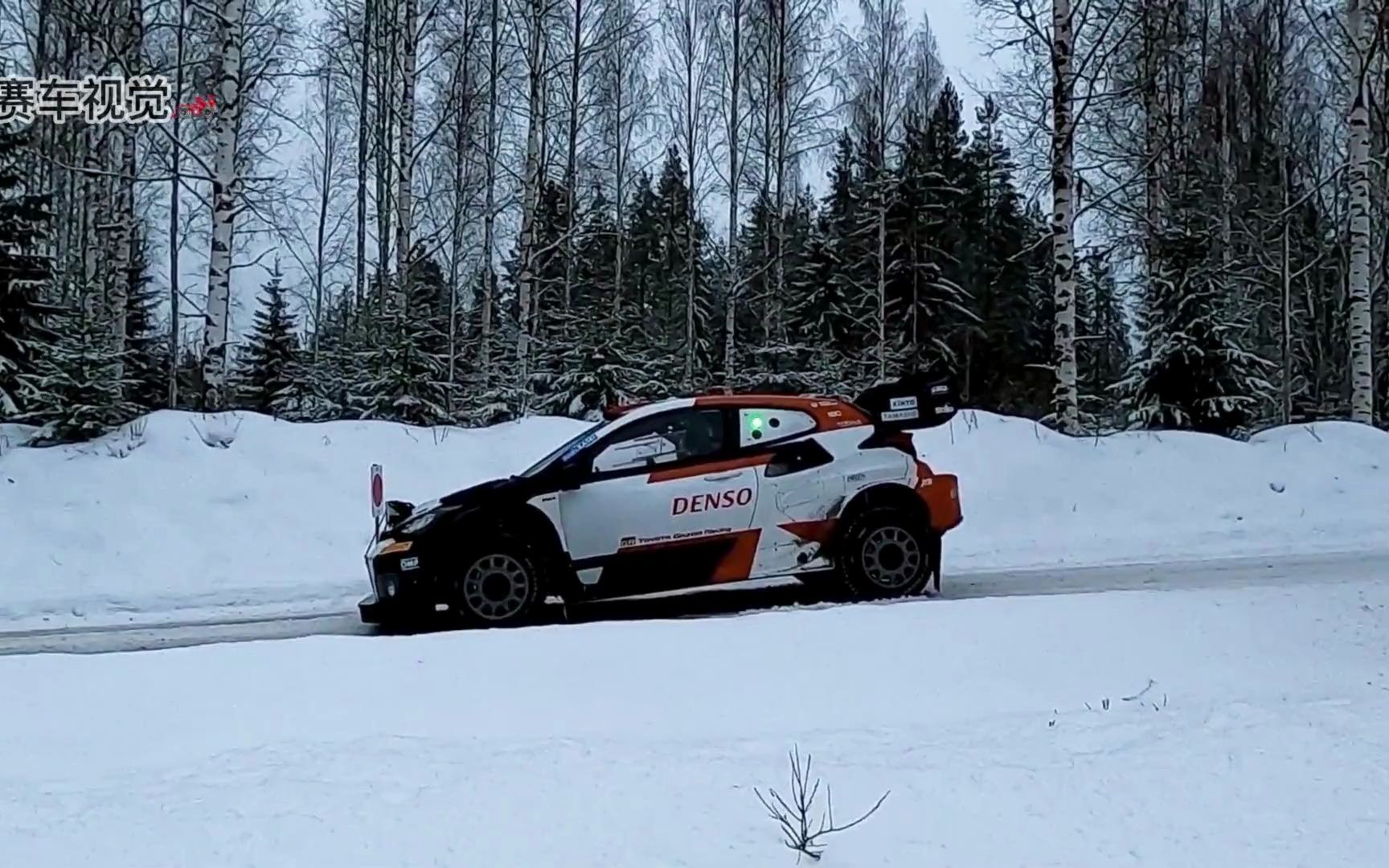 [图]一分钟领略在冰雪上的飞行艺术#WRC #拉力赛 #WRC拉力赛 #冰雪