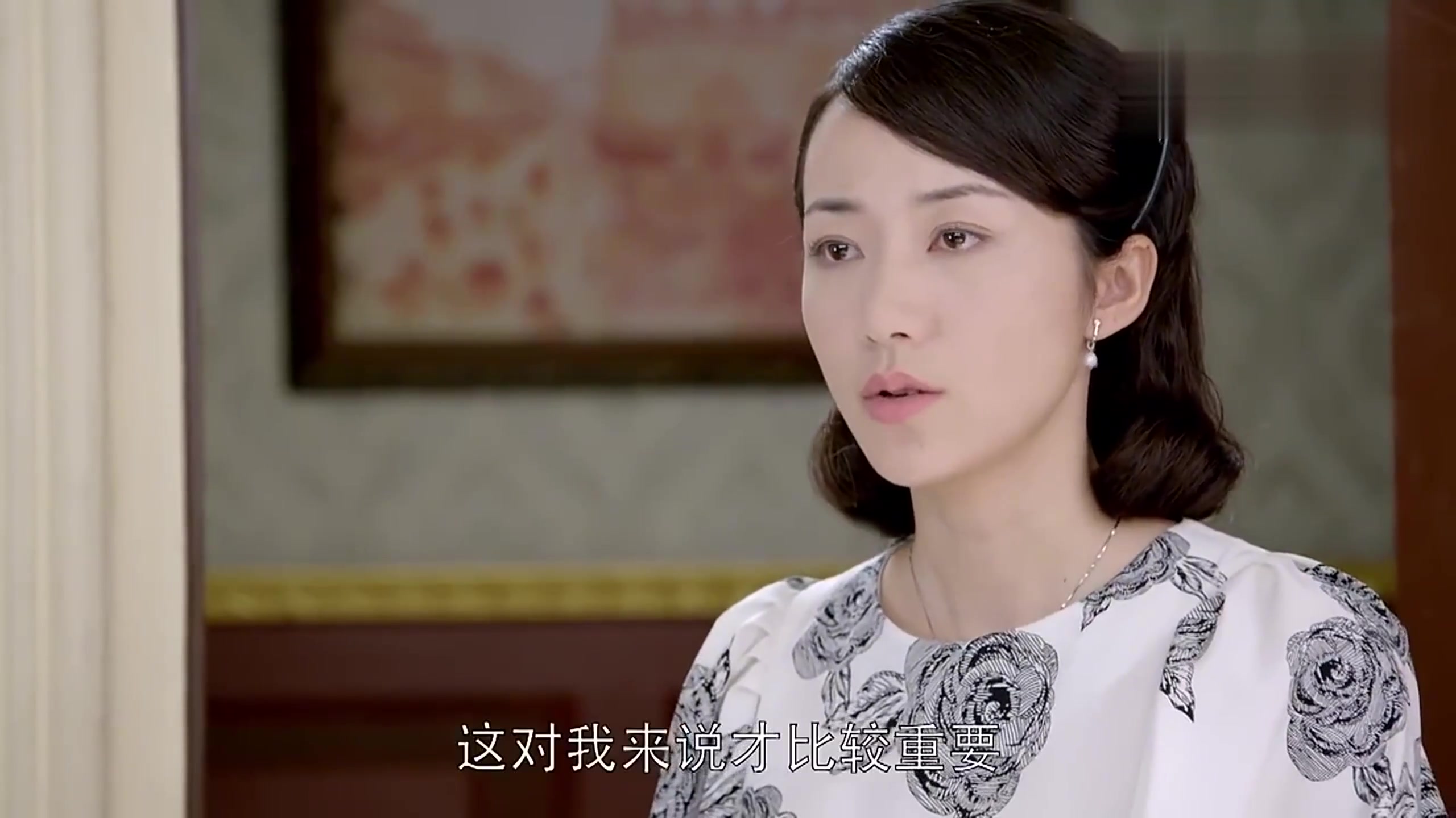 乱世丽人行:痴呆弟弟开口说话了,亲姐被吓得大哭起来!激动