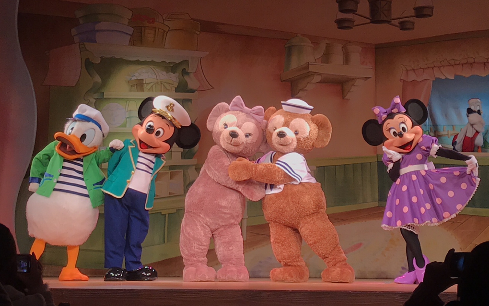 海洋迪士尼鳕鱼峡餐厅表演～duffy和他的朋友们