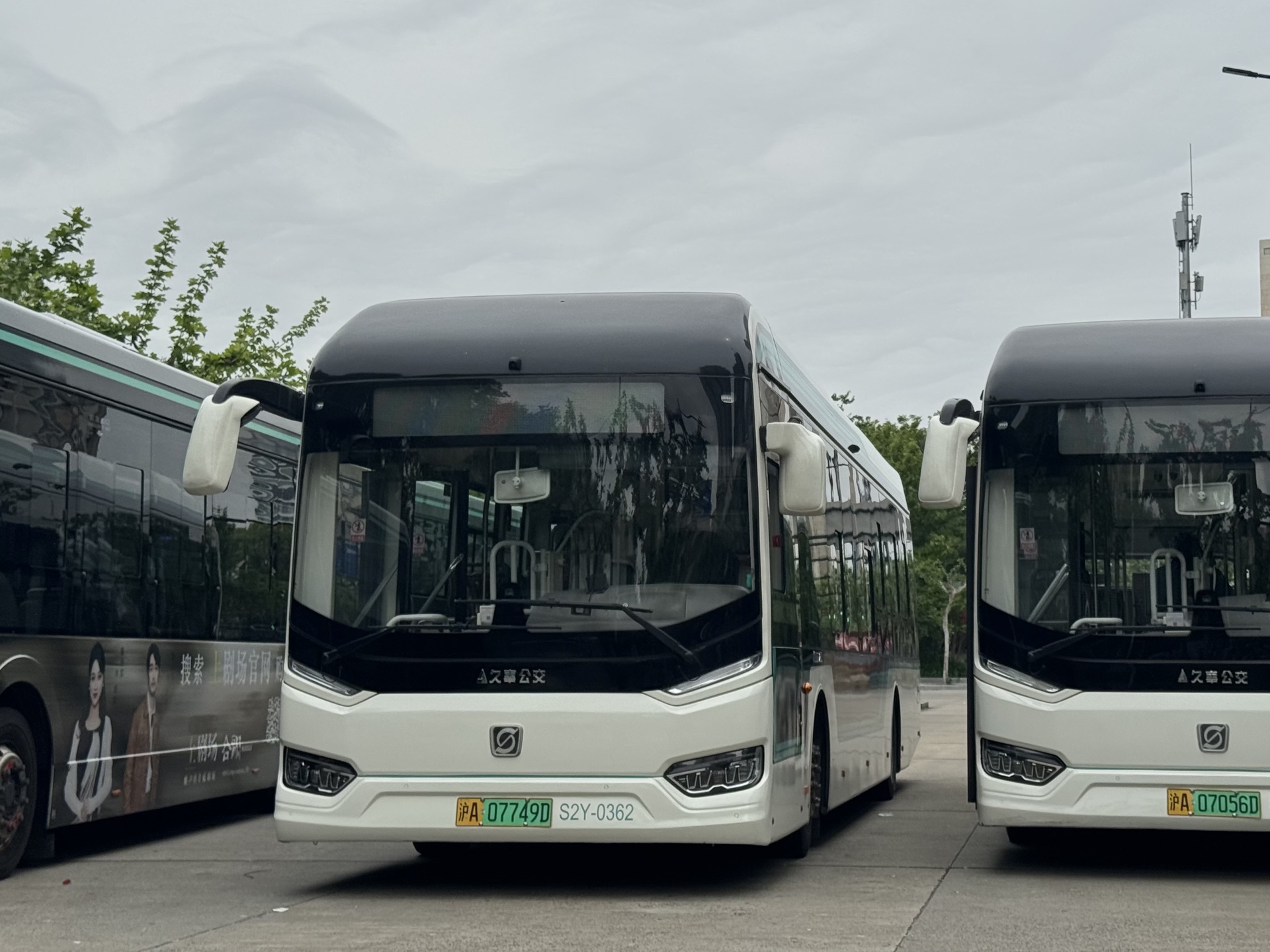 上海公交 巴士三公司 五车队 112路 人民广场(武胜路)往富水路万里