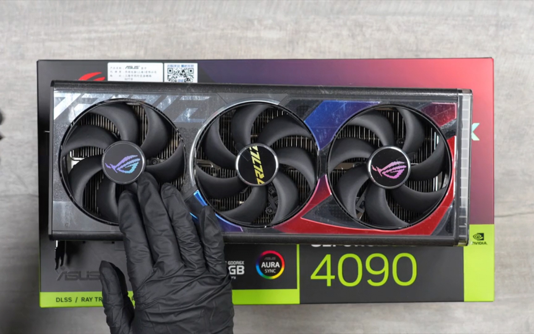 抽奖华硕4090猛禽显卡送两台给粉丝 点赞加关注参与抽奖评论区抽烟