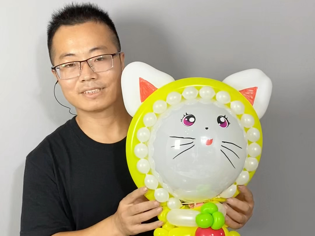用气球做个小猫咪,喜欢就来拿走吧
