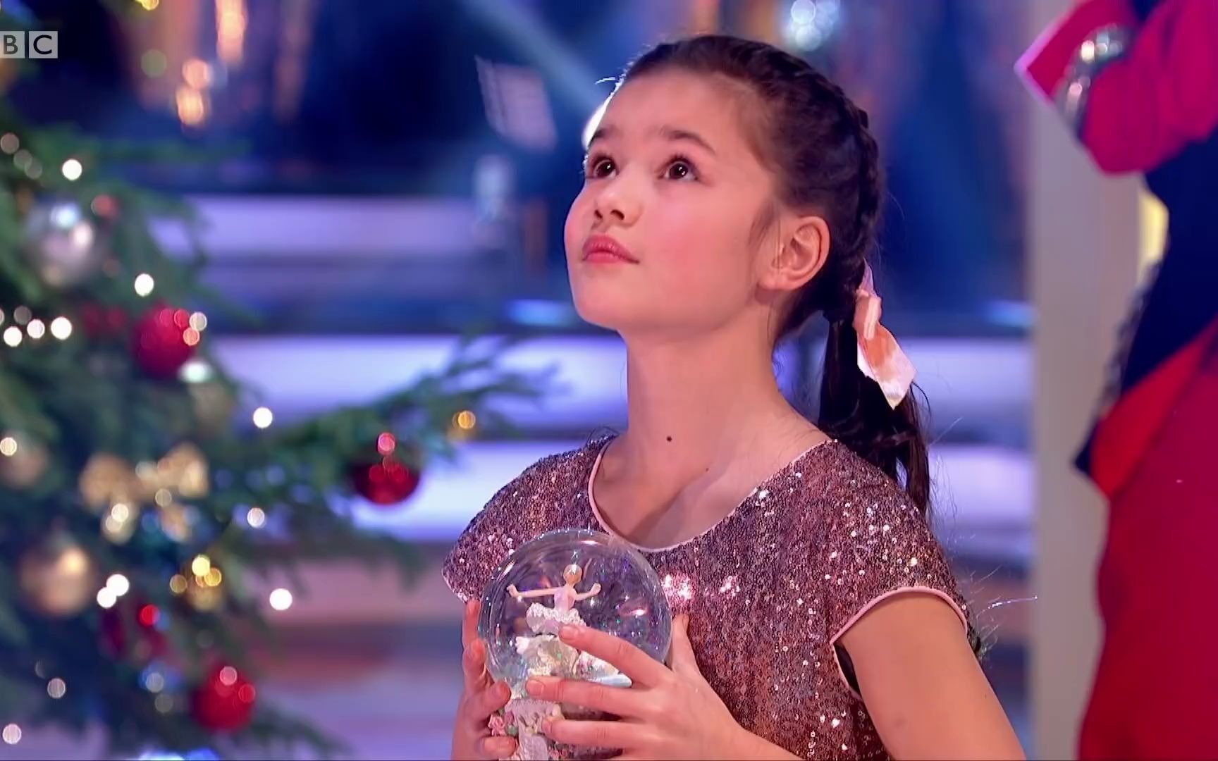 [图]圣诞节我想要的只有你 (舞剧) All I Want For Christmas Is You by BBC Strictly Come Dancing