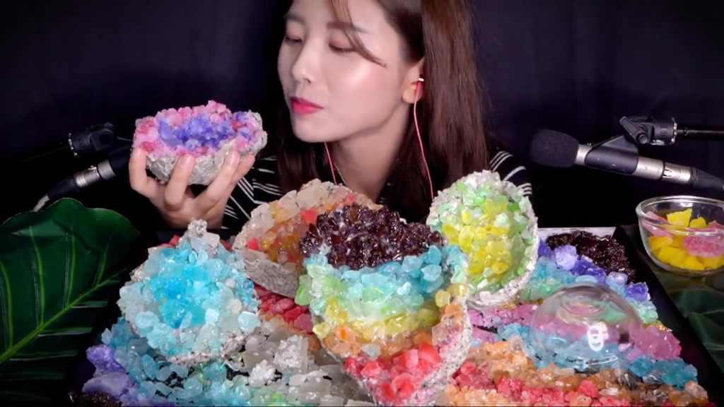 suna小姐姐来啦 五彩缤纷的矿石状糖果(剪说话)