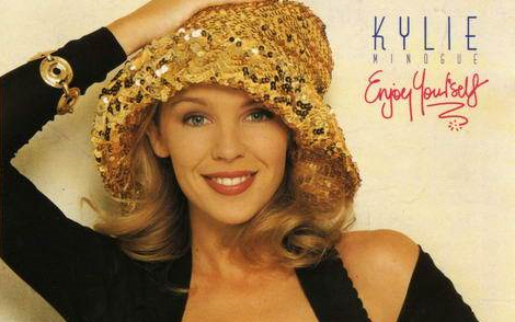 [图]Kylie Minogue MV: Hand On Your Heart 自制中英字幕