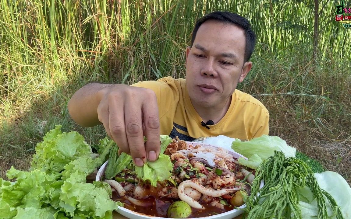 【泰国大叔吃货】户外吃美食