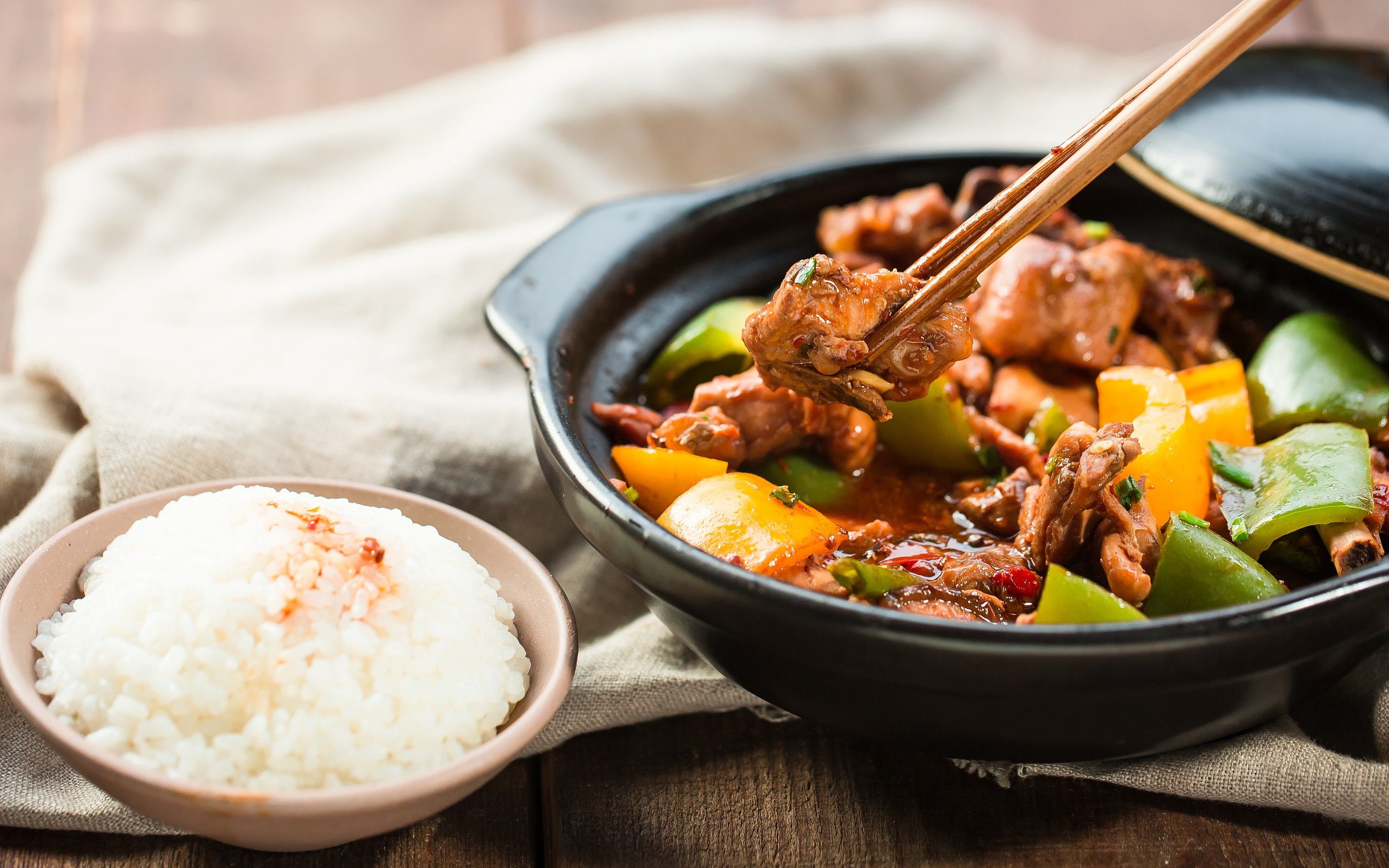 超级家常菜——洪荒巨兽的黄焖鸡_哔哩哔哩_bilibili