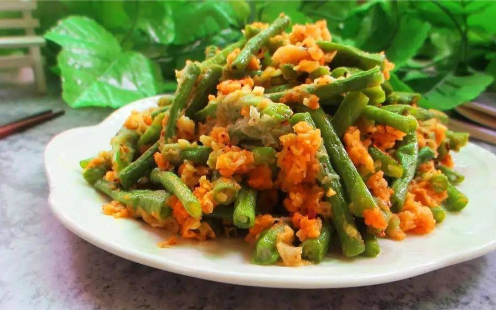 教你营养解馋的咸蛋黄豆角,美味解馋超下饭