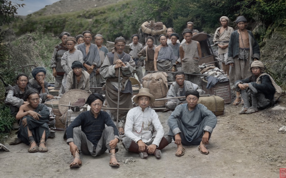 清光绪三十四年(公元1908年)7月9日,博物学家威尔逊的植物考察队哔哩哔哩bilibili